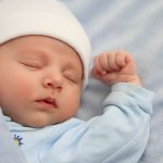 Establishing Healthy Sleep Cues For Your Newborn Baby